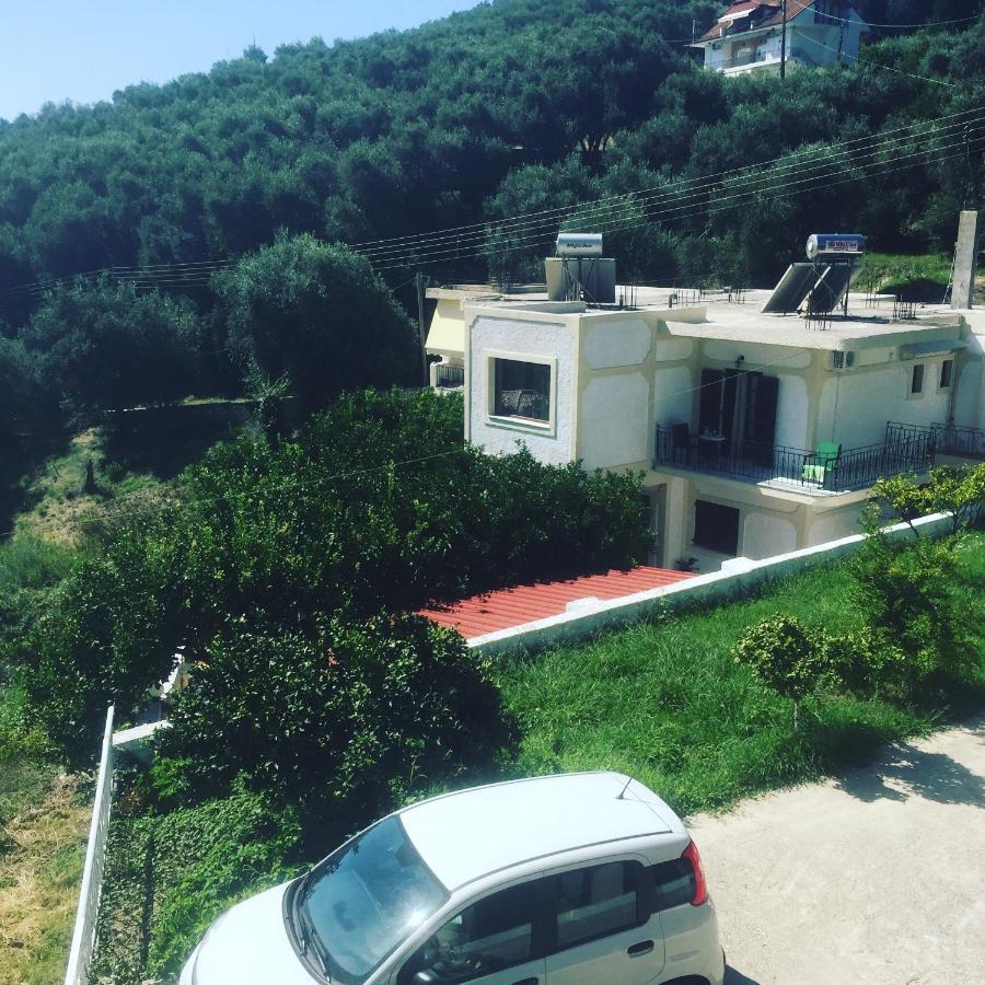 Appartamento Tsanis Parga Esterno foto