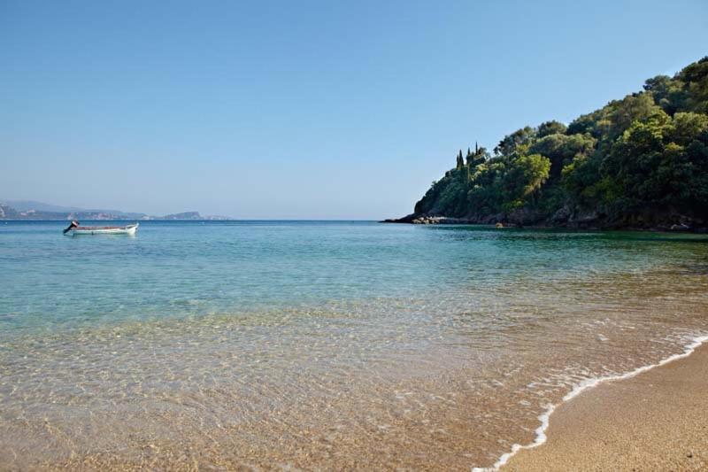 Appartamento Tsanis Parga Esterno foto
