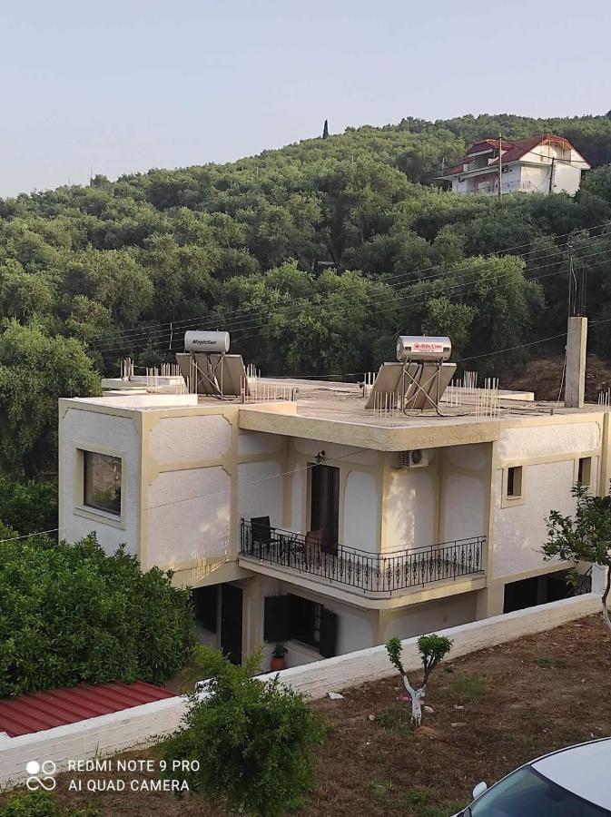 Appartamento Tsanis Parga Esterno foto