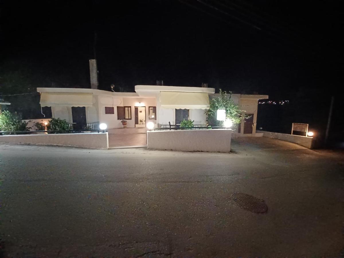 Appartamento Tsanis Parga Esterno foto