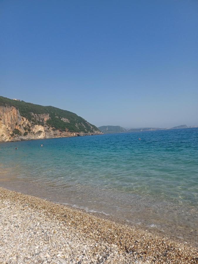 Appartamento Tsanis Parga Esterno foto