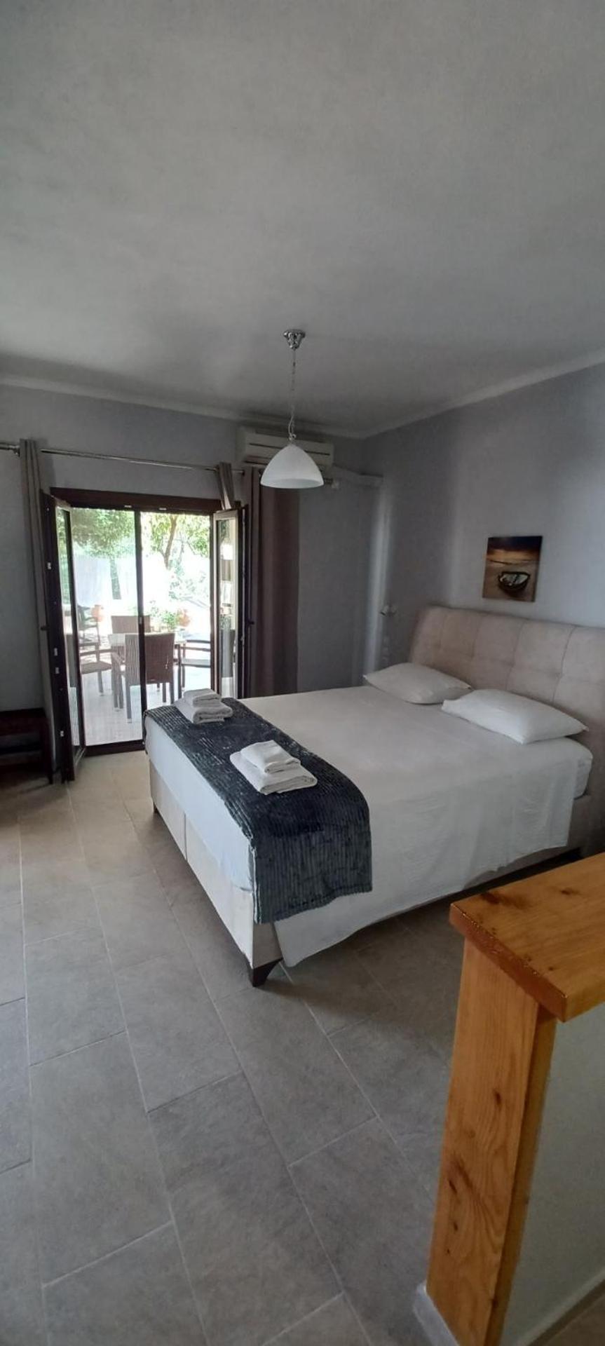 Appartamento Tsanis Parga Esterno foto