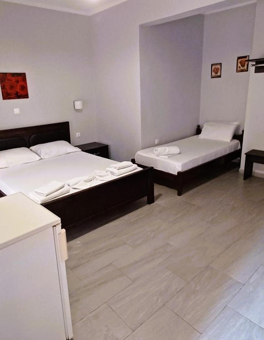 Appartamento Tsanis Parga Esterno foto