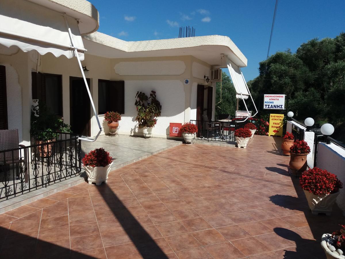Appartamento Tsanis Parga Esterno foto